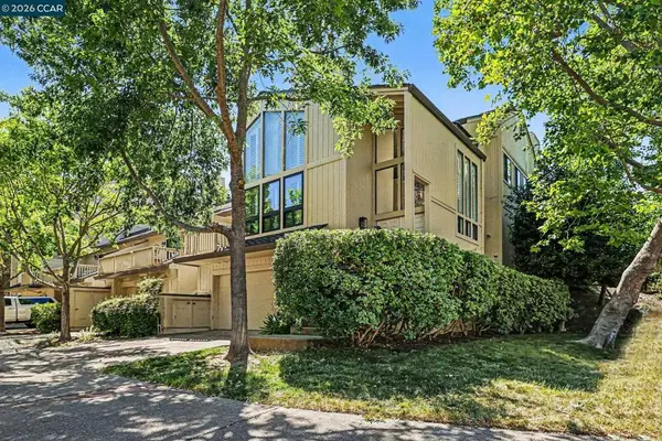 1827 Lamplight Court, Walnut Creek, CA 94597