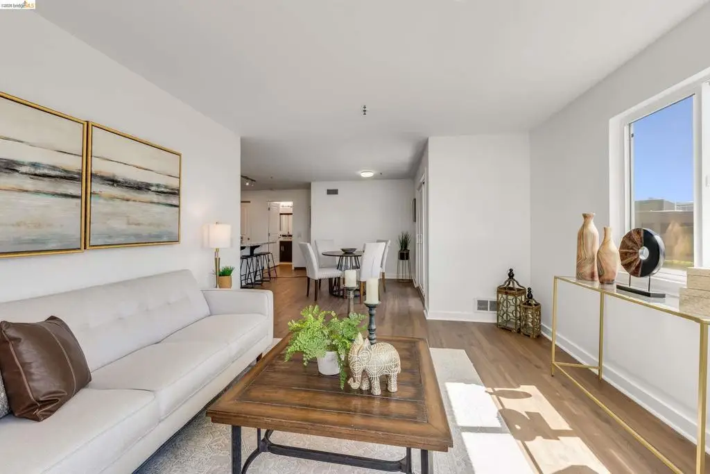 6400 Christie Ave #3212, Emeryville, CA 94608 - #1