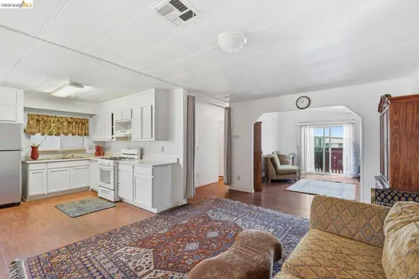 8200 Jantzen Rd, Modesto, CA 95357