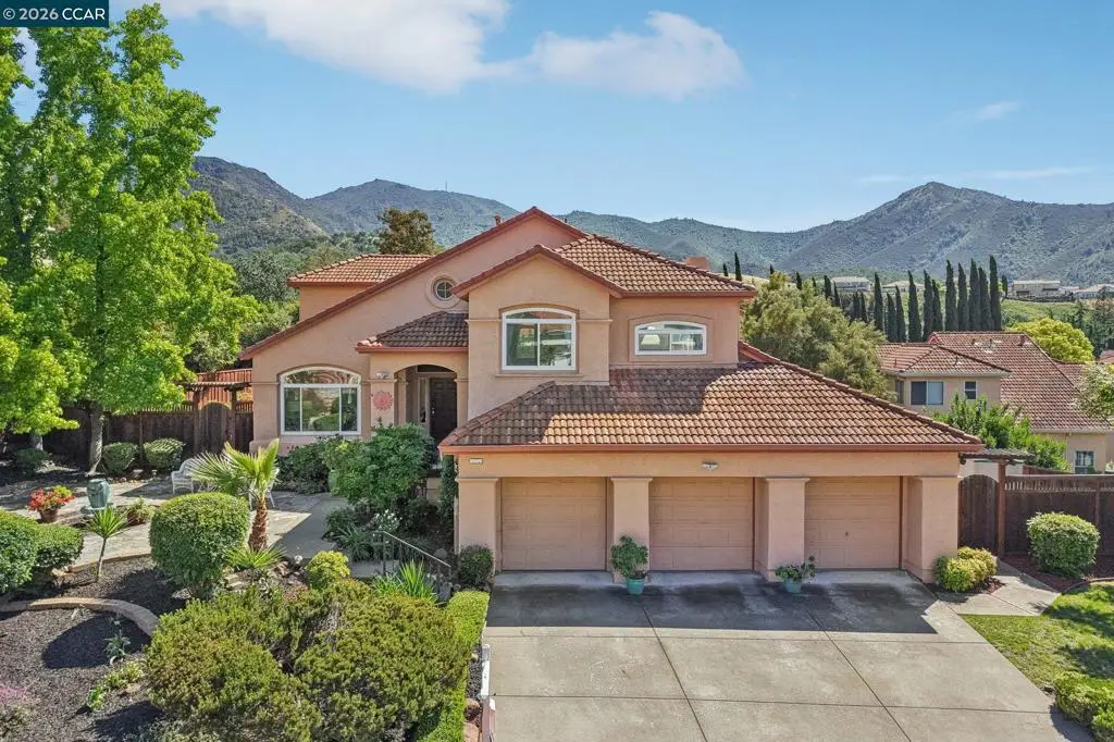 242 El Pueblo Pl, Clayton, CA 94517 - #1