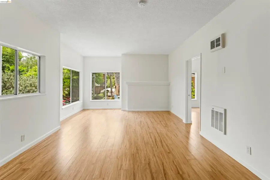 2715 Benvenue Ave, Berkeley, CA 94705 - #3