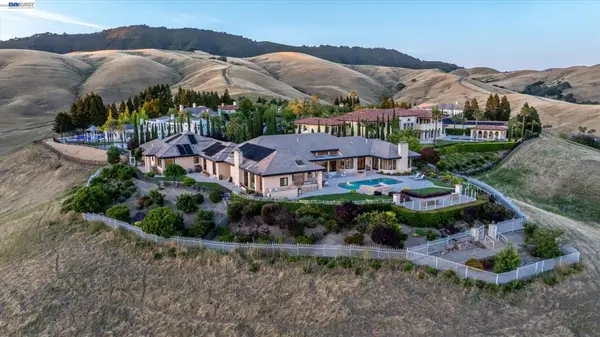 3301 Deer Hollow Dr, Danville, CA 94506