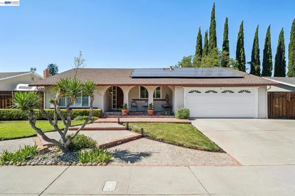 7403 Hillsdale Dr, Pleasanton, CA 94588