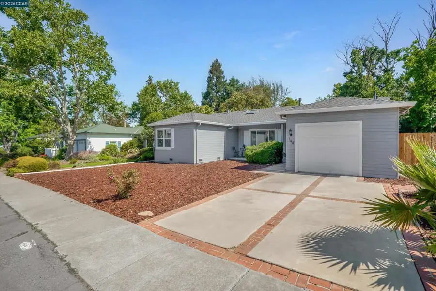 144 Roslyn Dr, Concord, CA 94518 - #2