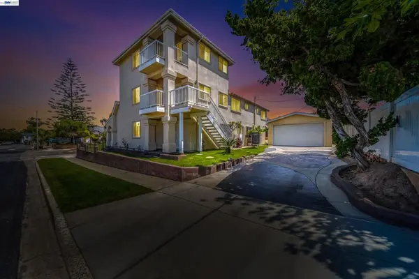 1622 Pegasus St, Newport Beach, CA 92660