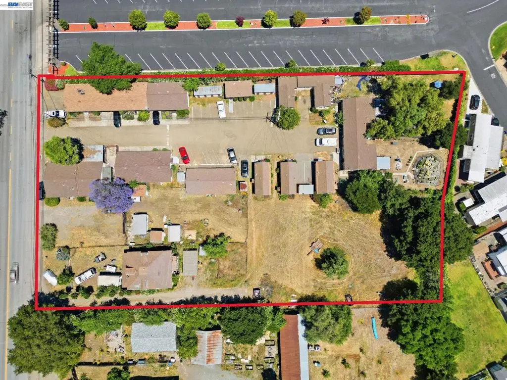 585 Old Canyon Rd, Fremont, CA 94536 - #1