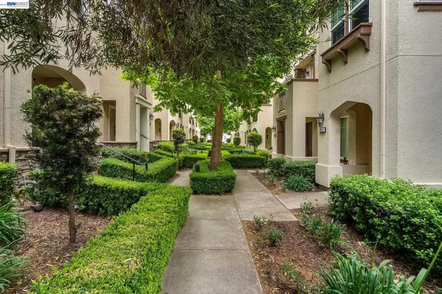164 Heligan Ln #8, Livermore, CA 94551 - #2