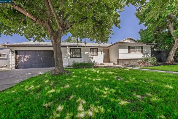 3085 Stanton Cir, Carmichael, CA 95608