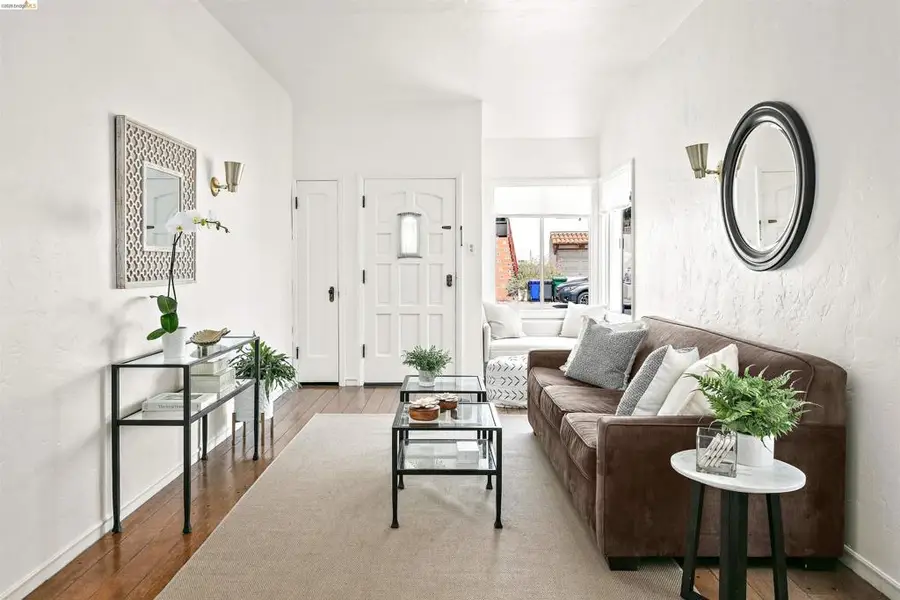 910 Pierce St, Albany, CA 94706 - #3