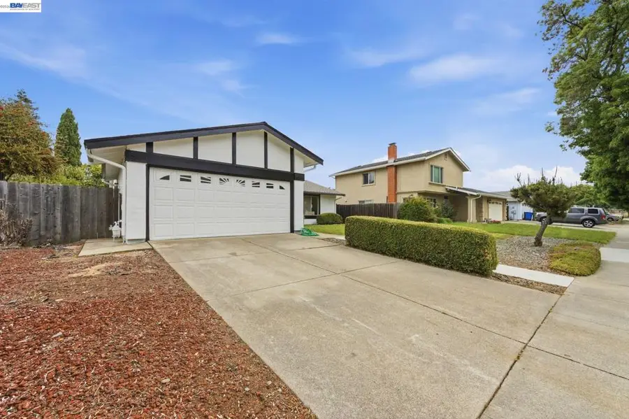 34042 Rowland Dr, Fremont, CA 94555 - #3