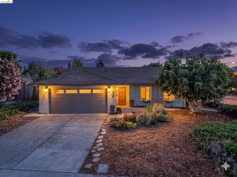 1100 Ames Ct, Antioch, CA 94509 - #2