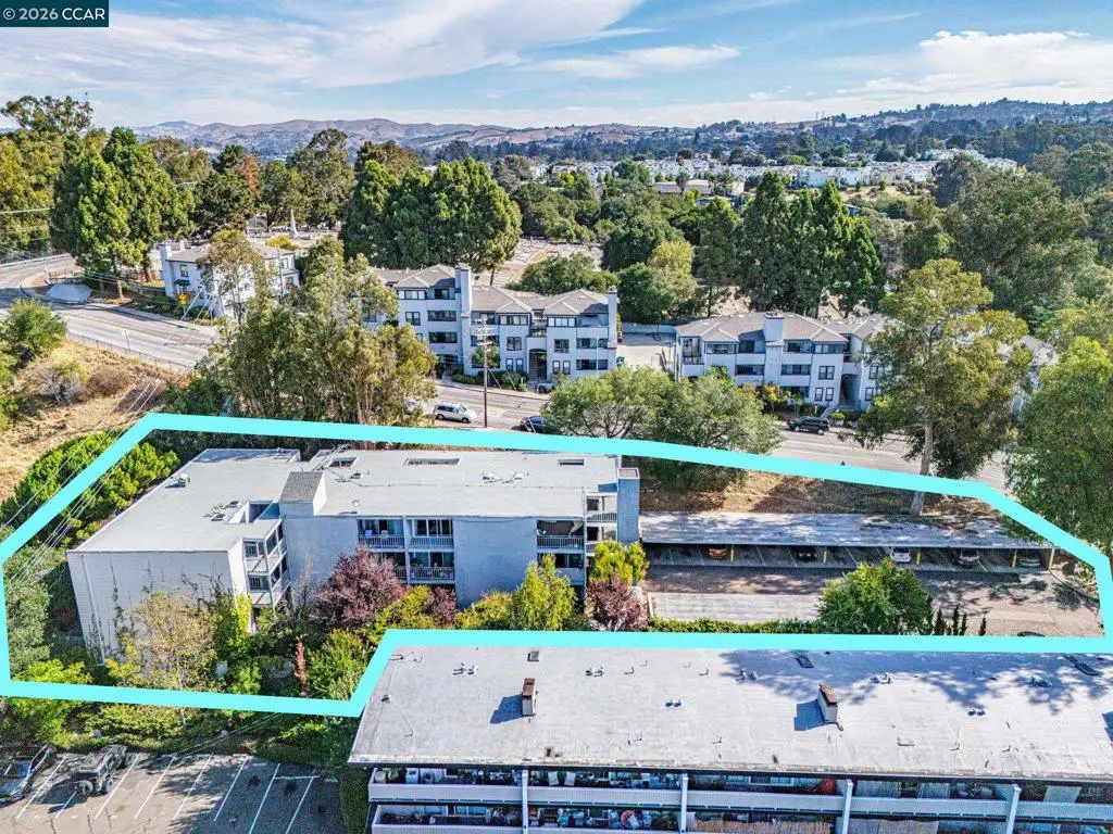 944 Walpert St, Hayward, CA 94541 - #1
