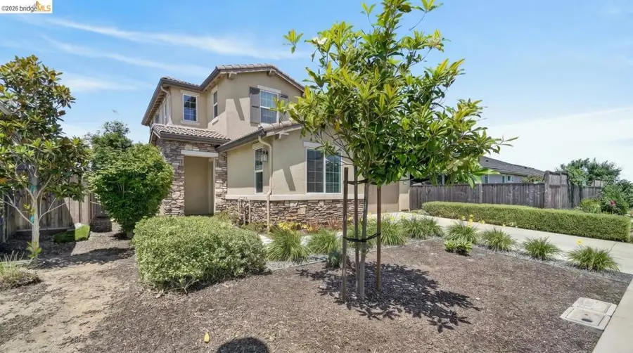 669 Longmont Dr, Oakley, CA 94561 - #2