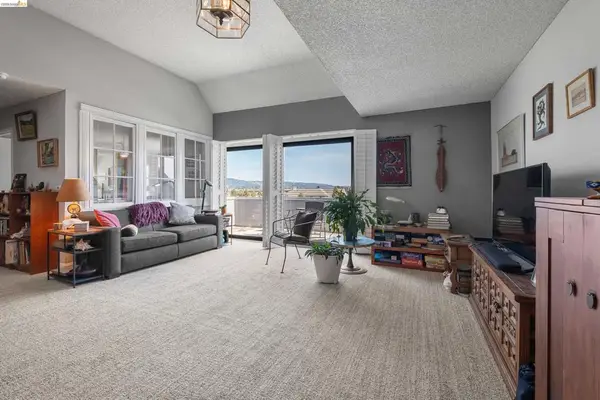1 Embarcadero #353, Oakland, CA 94607