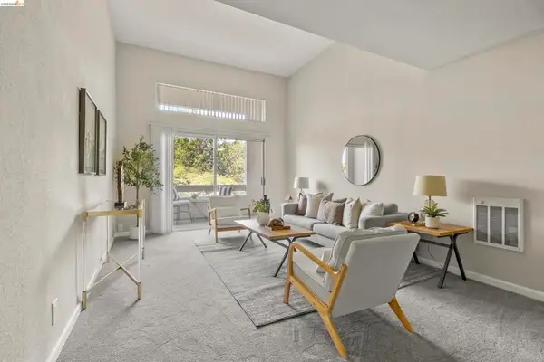466 Crescent St #307, Oakland, CA 94610