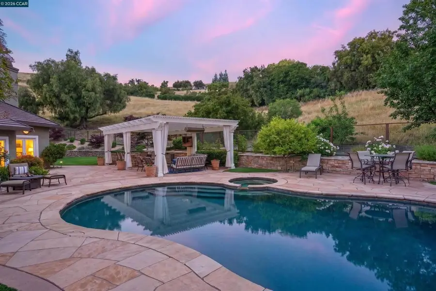 1088 Yorkshire Pl, Danville, CA 94506 - #3
