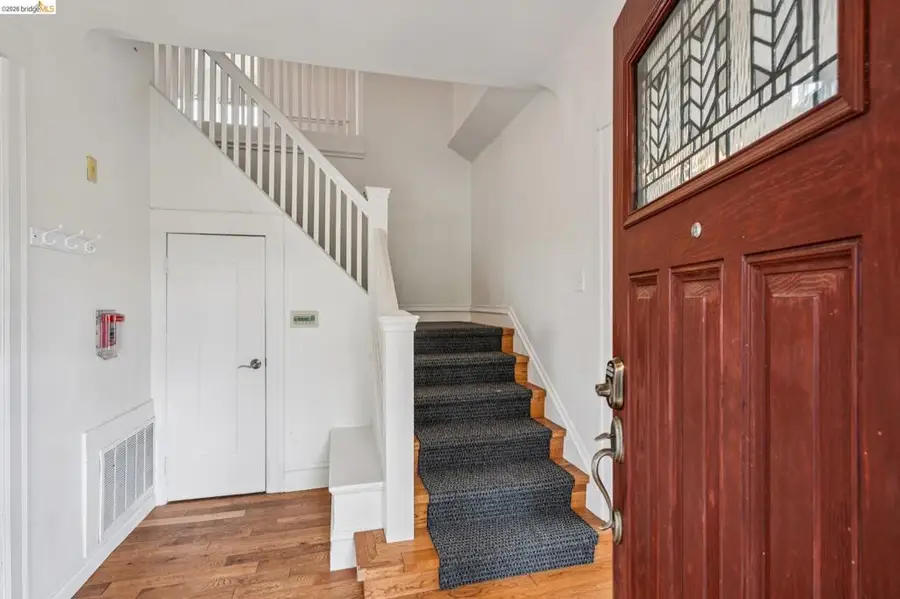2140 Woolsey St, Berkeley, CA 94705 - #2