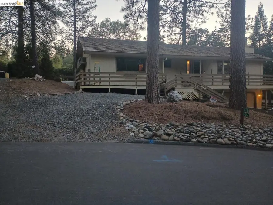 19733 Butler Way, Groveland, CA 95321 - #2
