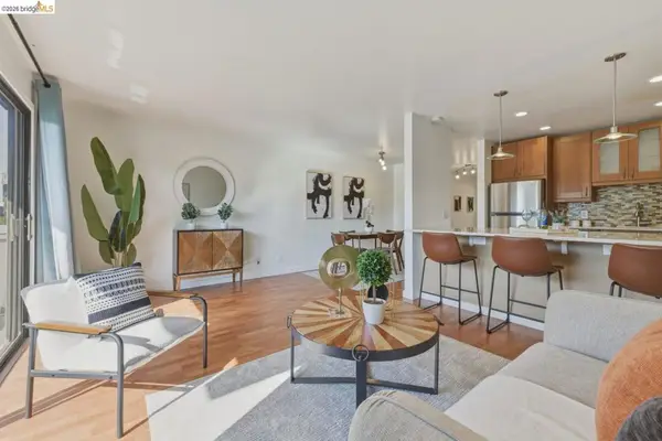 5 Embarcadero W #126, Oakland, CA 94607