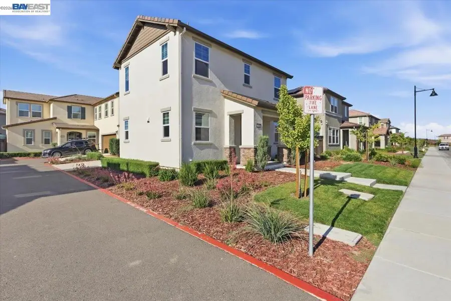 2134 Daimler St, Lathrop, CA 95330 - #3