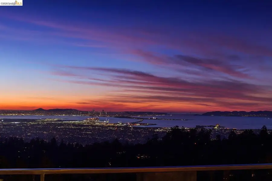 25 Diablo Dr, Oakland, CA 94611 - #3