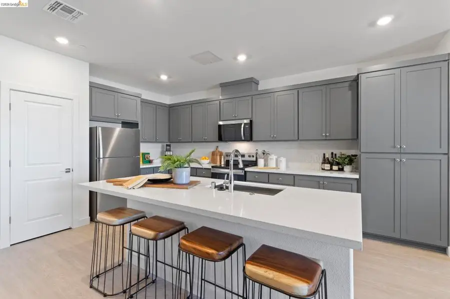 500 Somi Ct #209, Hayward, CA 94544 - #2