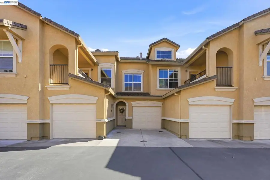 5350 Dunlay Dr #412, Sacramento, CA 95835 - #2