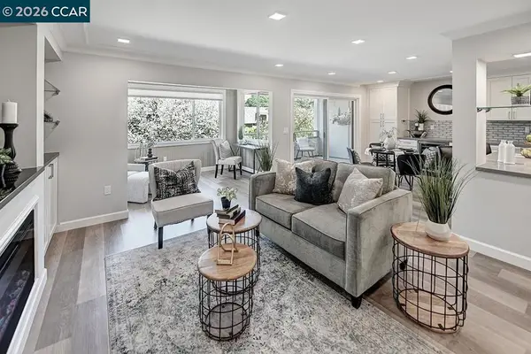 3410 Tice Creek #4, Walnut Creek, CA 94595