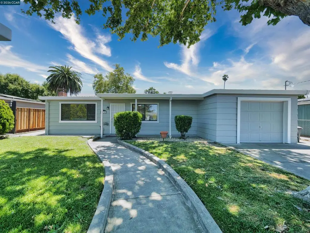 1156 Santa Barbara Dr, Santa Rosa, CA 95404 - #1