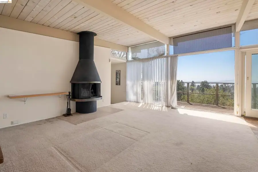 7279 Snake Rd, Oakland, CA 94611 - #2