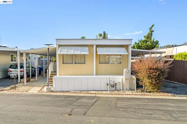 18 Galloway Dr, Concord, CA 94520
