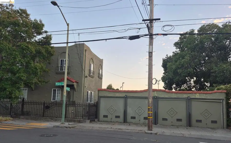 3743 Suter St, Oakland, CA 94619 - #2
