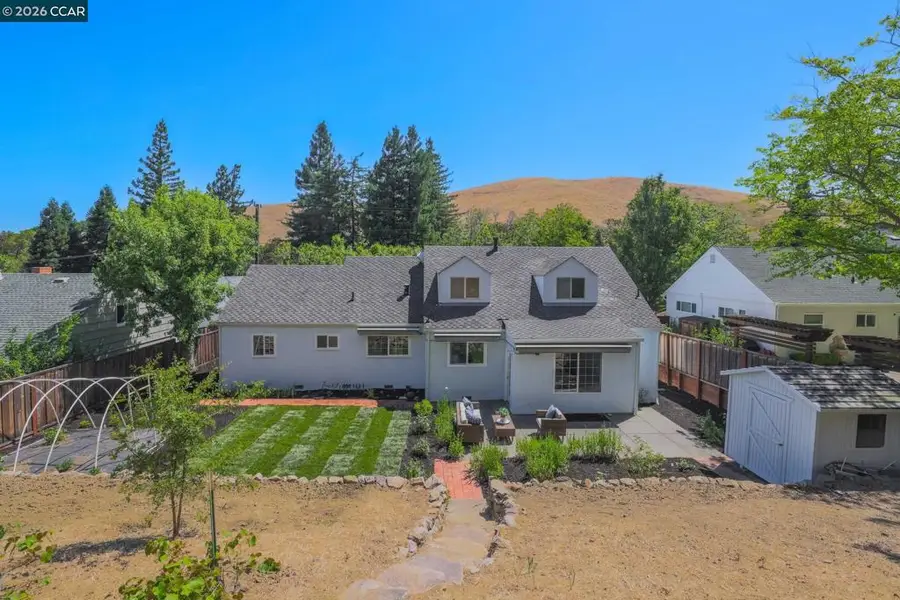 5412 Degnan Dr, Martinez, CA 94553 - #2