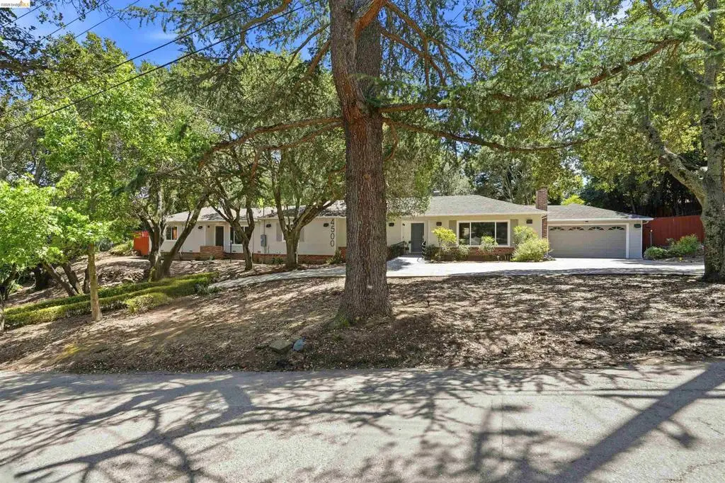 4500 Oak Hill Rd, Oakland, CA 94605 - #1