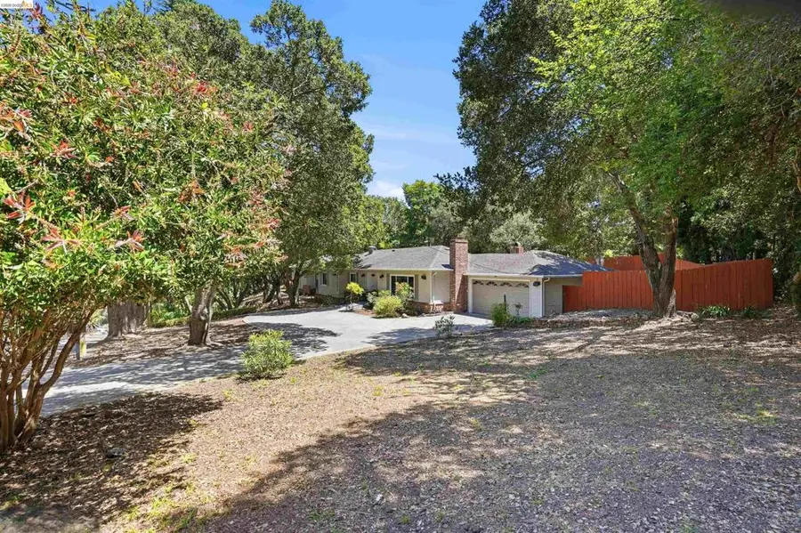 4500 Oak Hill Rd, Oakland, CA 94605 - #2