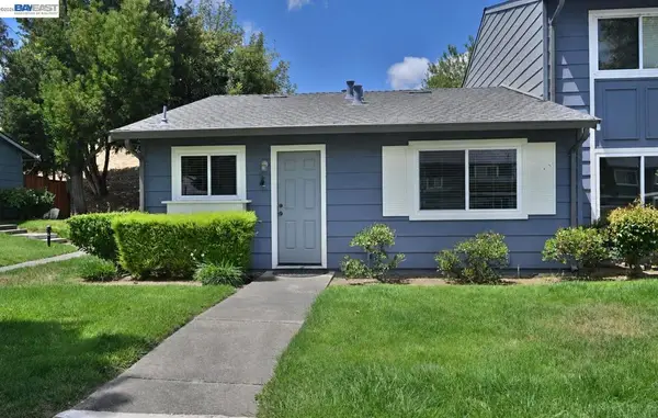 1202 Spring Valley Cmn, Livermore, CA 94551