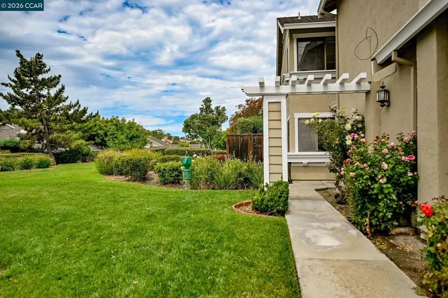 215 Bridgeside Cir, Danville, CA 94506 - #3