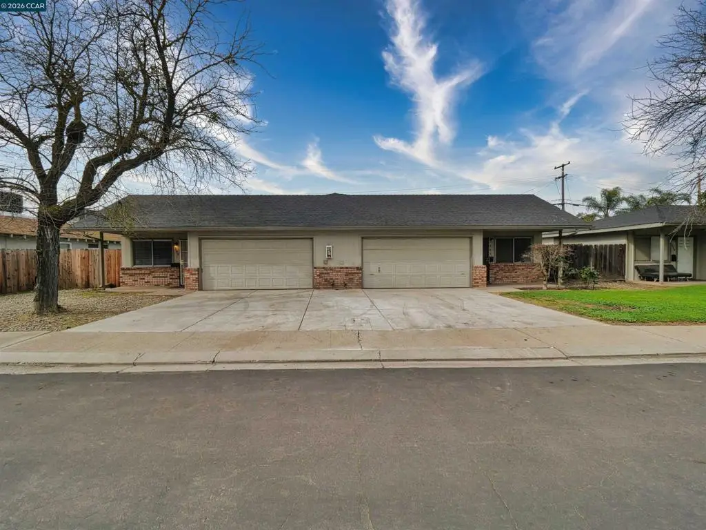 205 Kingston Lane, Modesto, CA 95354 - #1