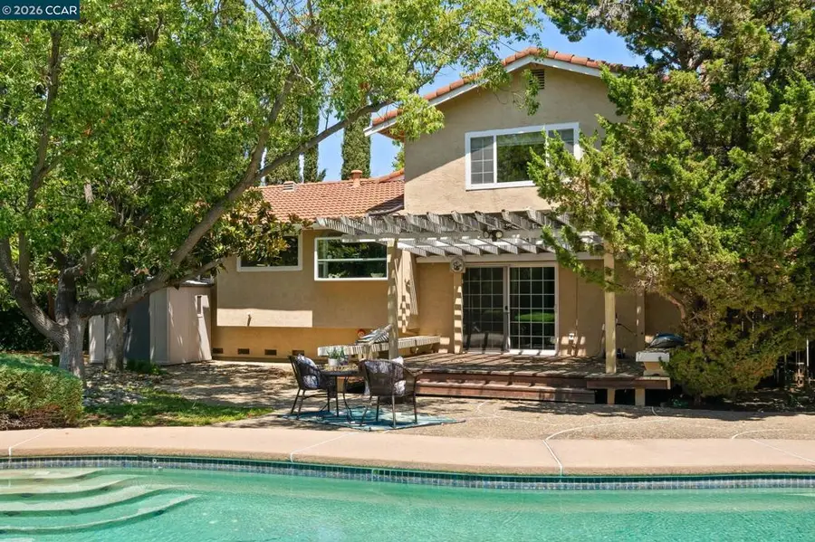 721 Black Point Pl, Clayton, CA 94517 - #3