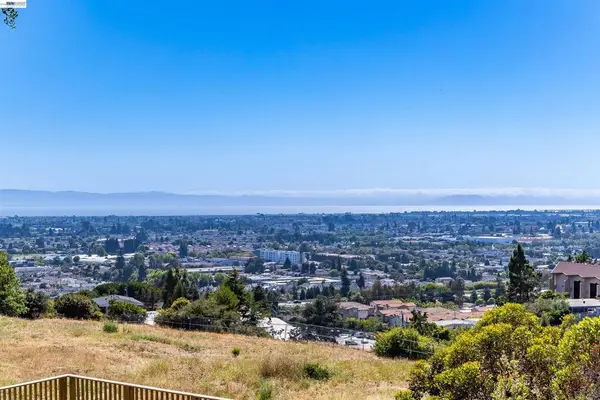 2505 Miramar Ave #114, Castro Valley, CA 94546
