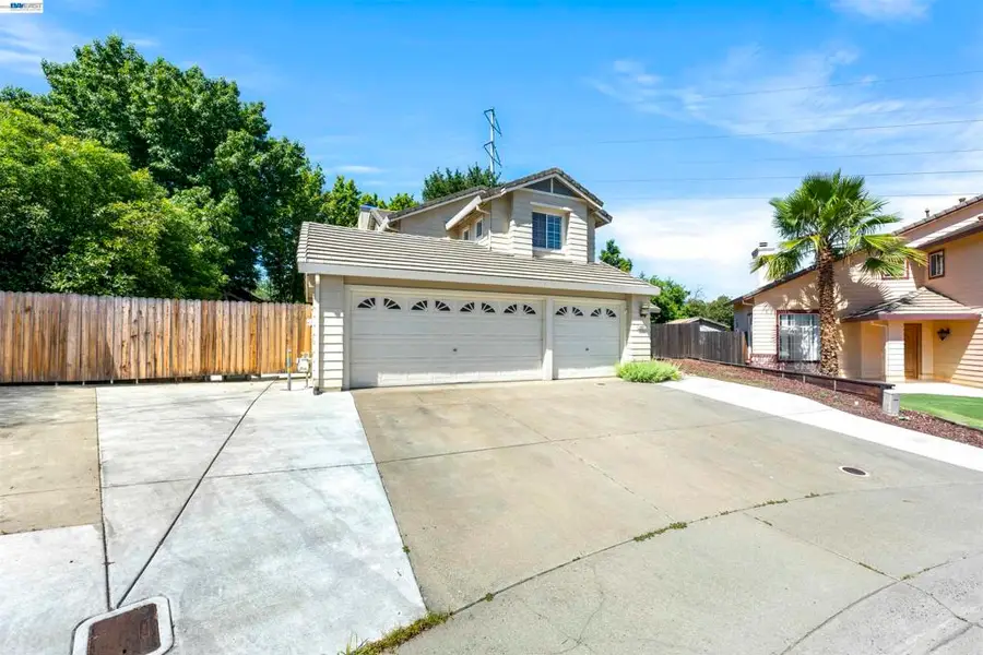 8521 Tullia Pl, Antelope, CA 95843 - #3