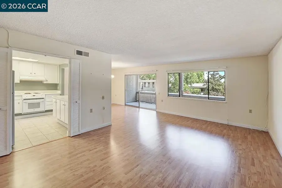 1400 Canyonwood Ct #6, Walnut Creek, CA 94595 - #2