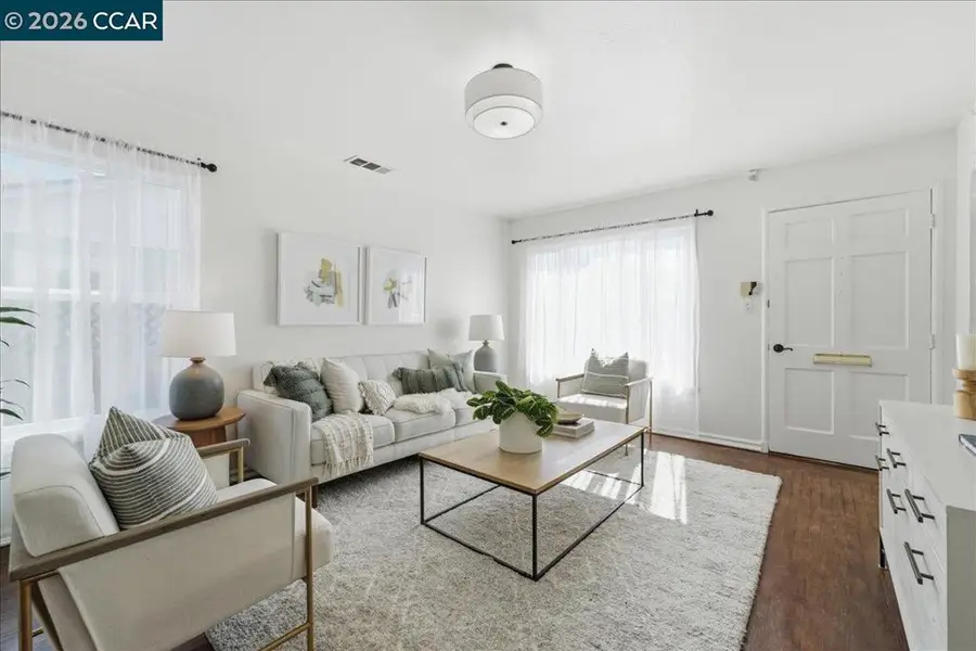 418 44th St, Richmond, CA 94805 - #3