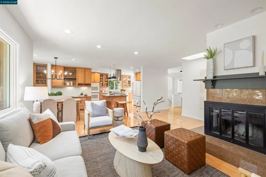 2050 Blackwood Dr, Walnut Creek, CA 94596 - #1