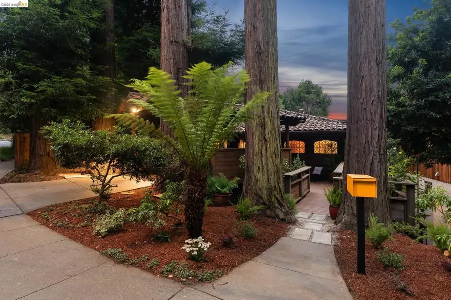 1090 Cragmont Ave, Berkeley, CA 94708 - #3