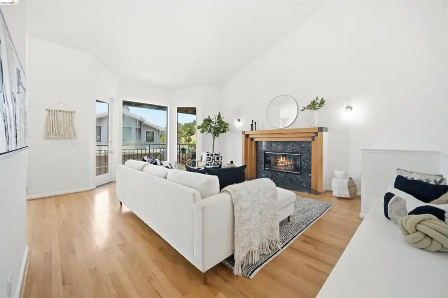 3 Windward Hl, Oakland, CA 94618 - #3