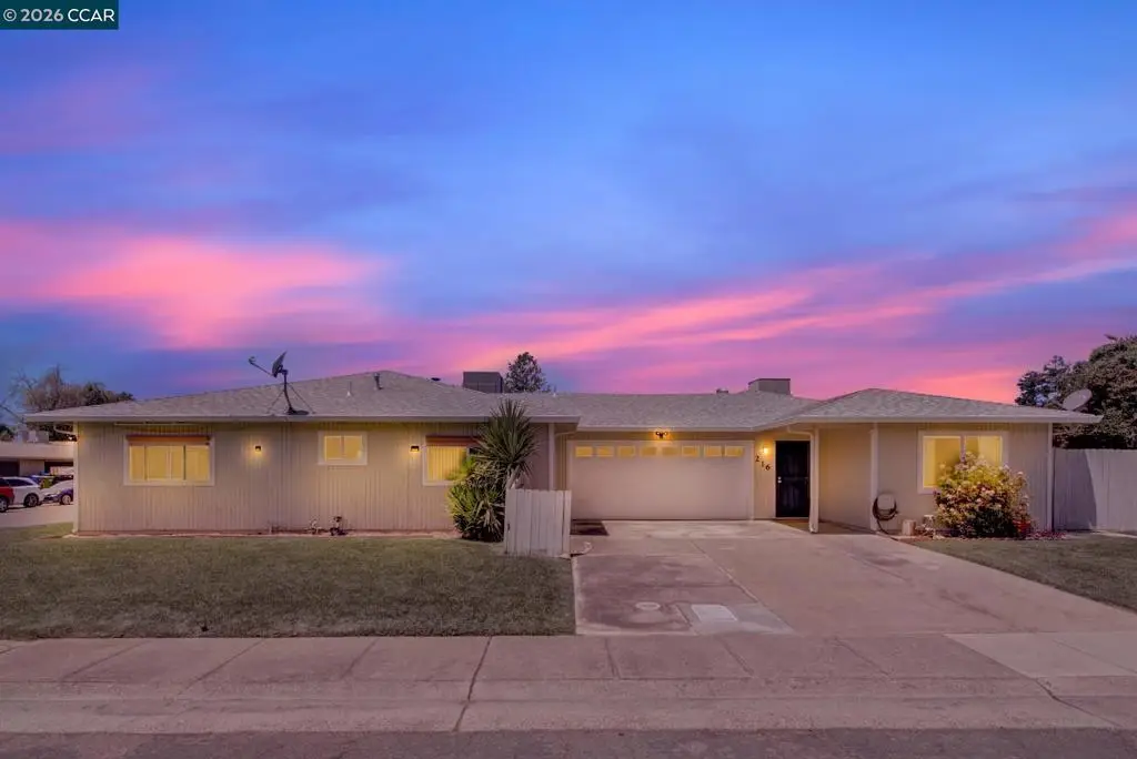 221 Eric Cir, Galt, CA 95632 - #1