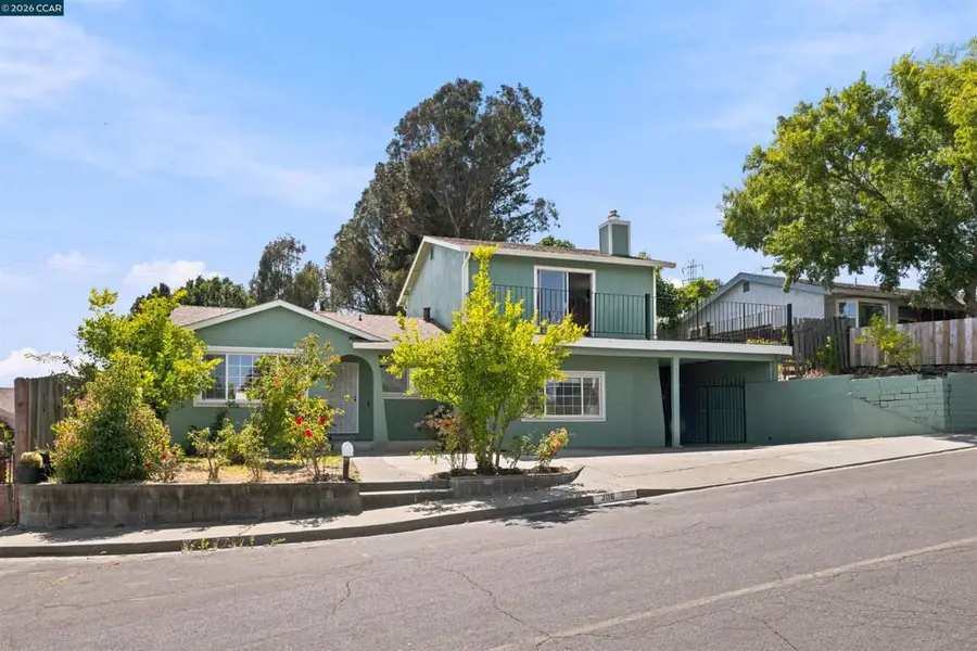 306 Winchester St, Vallejo, CA 94590 - #2