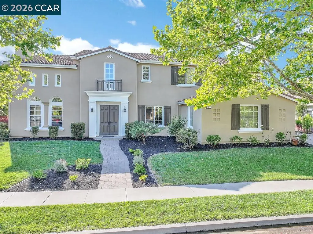 1077 Laguna Creek Ln, Pleasanton, CA 94566 - #1