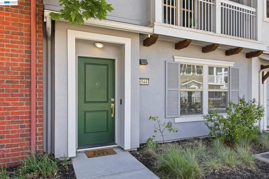 8544 Leeward Way, Newark, CA 94560 - #3